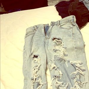 American eagle distressed jeans